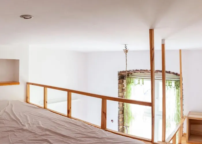Apartment No5 Szlak Street
